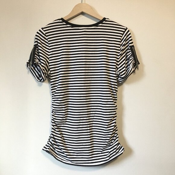 B&W French Stripe Stylish Zipper Sleeve Tee - Picture 3 of 15